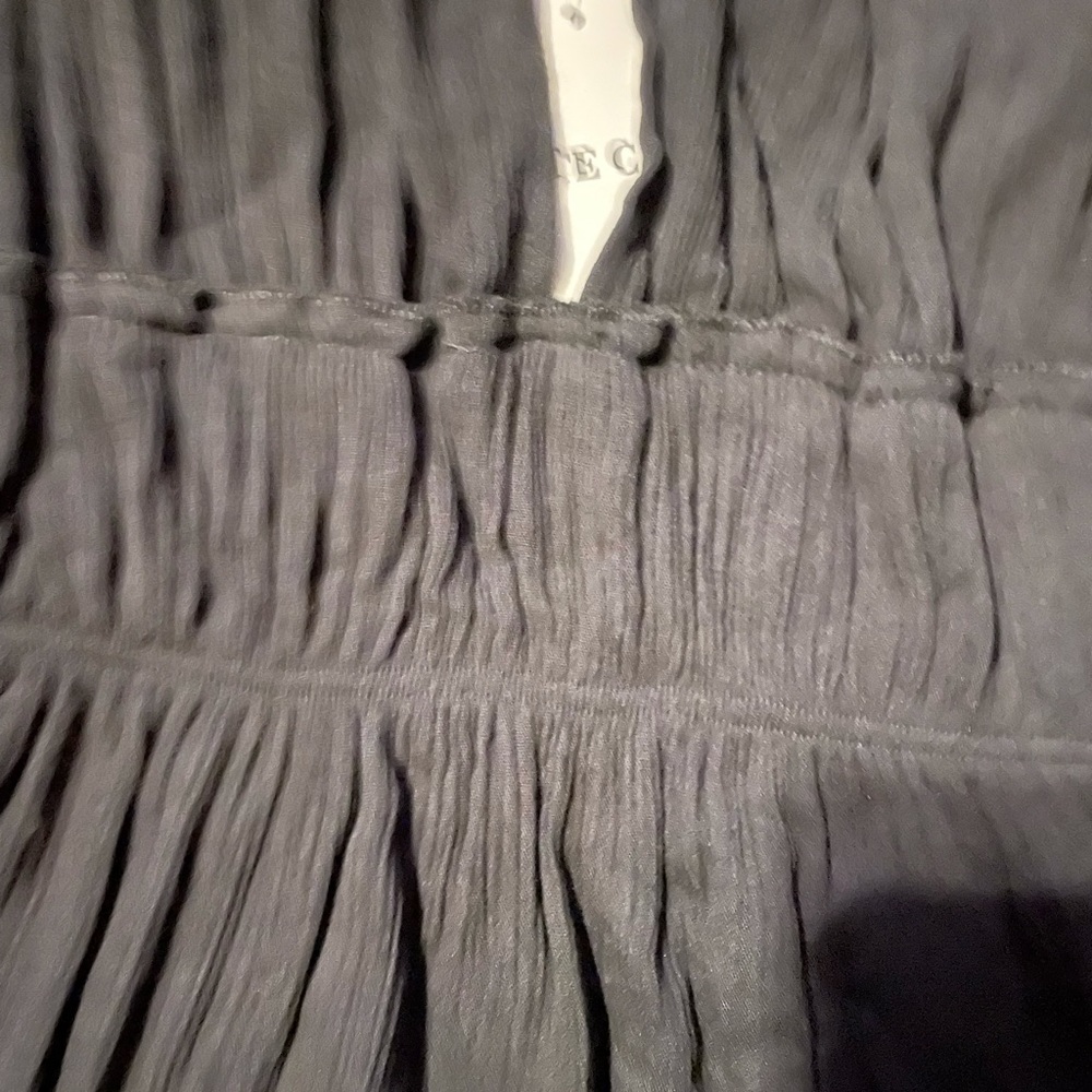 Gauze club top 2X new w/ tags peplum, plunge or keyhole.. dual wear multi style - Picture 2 of 4